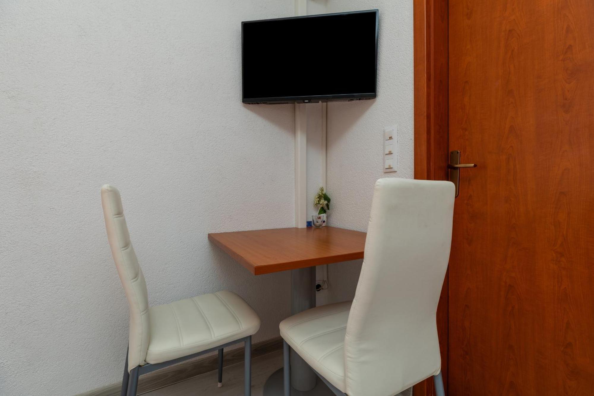 Apartments By The Sea Drasnice, Makarska - 6697 客房 照片