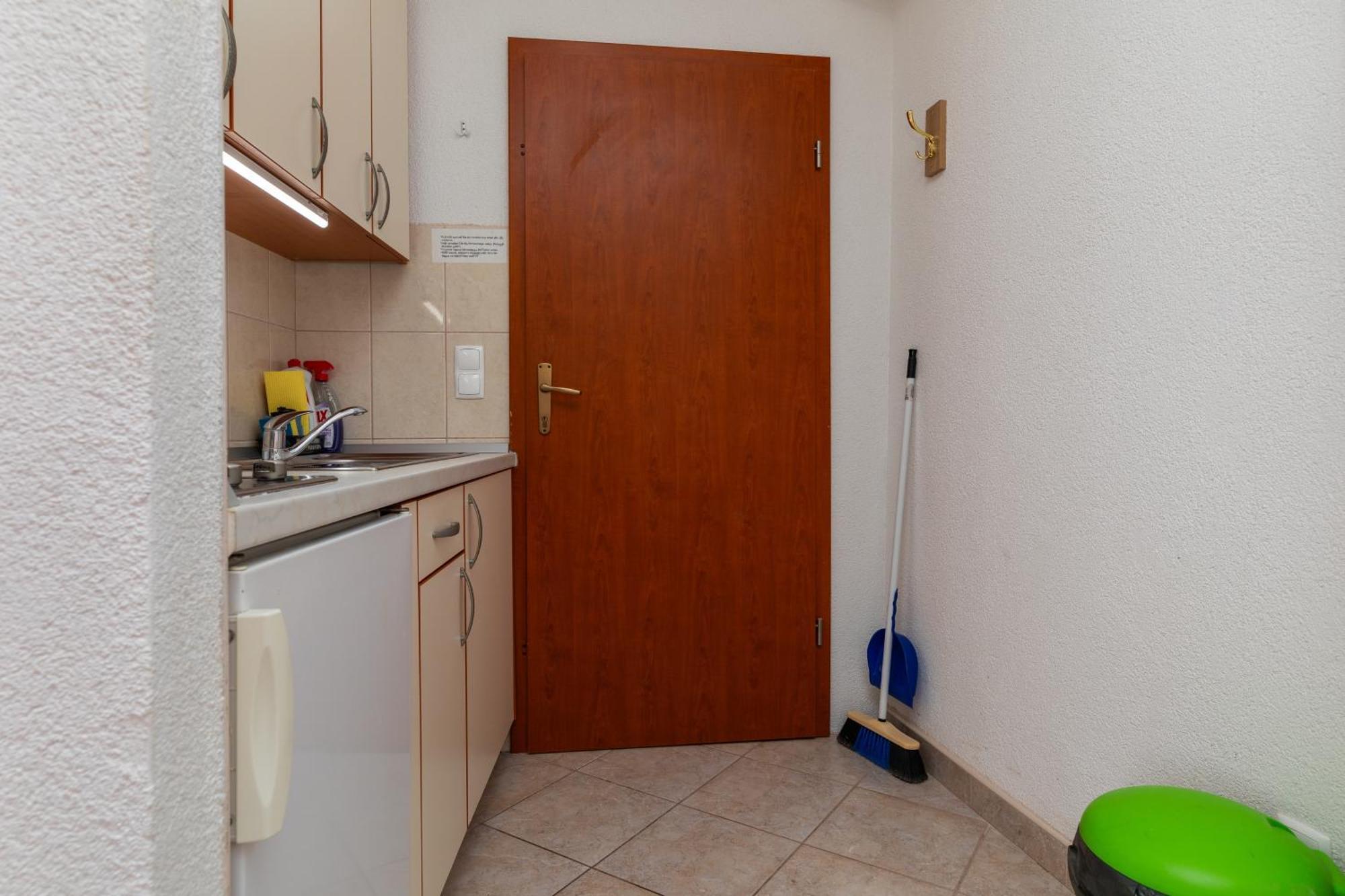 Apartments By The Sea Drasnice, Makarska - 6697 客房 照片