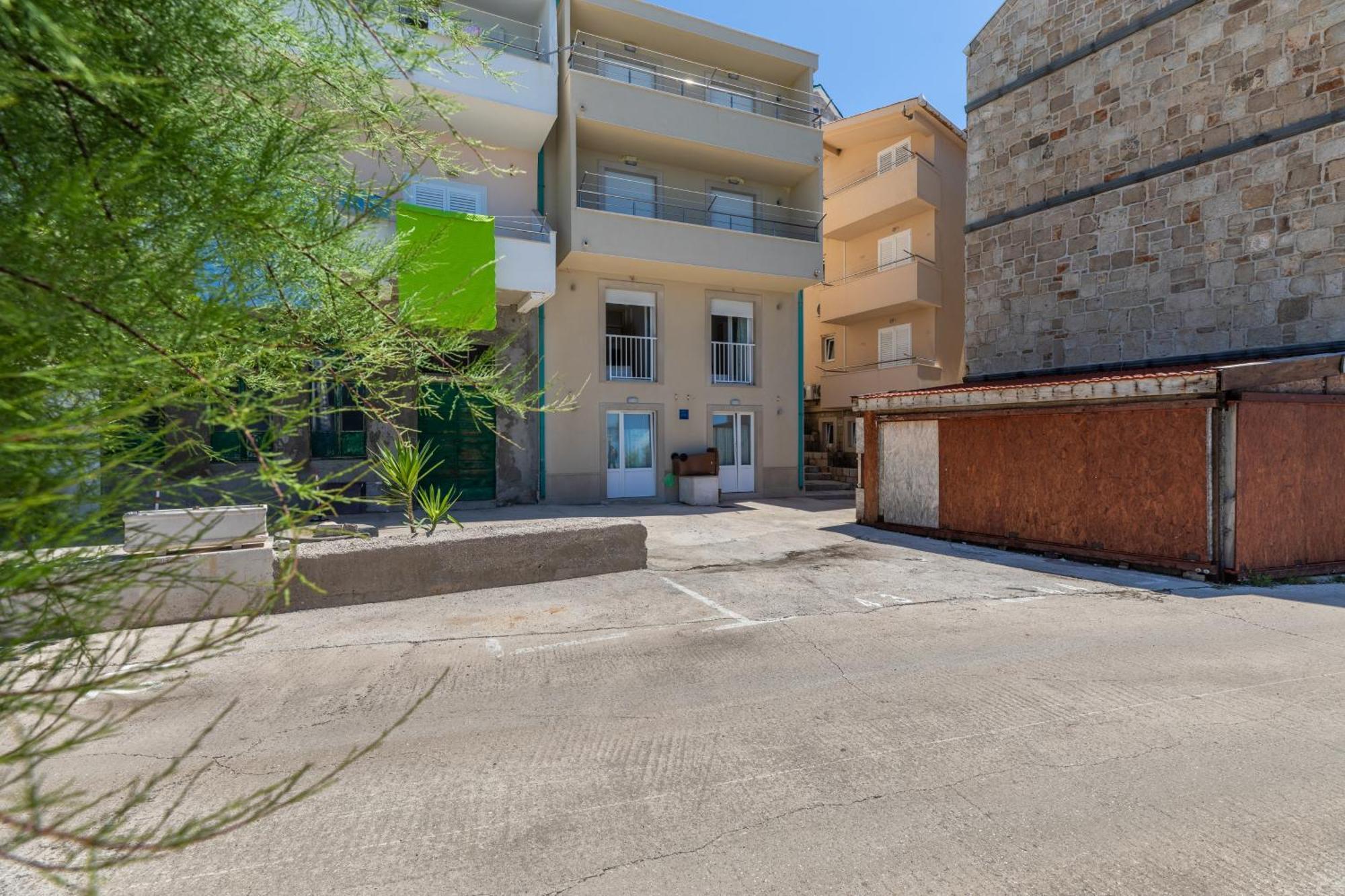 Apartments By The Sea Drasnice, Makarska - 6697 外观 照片